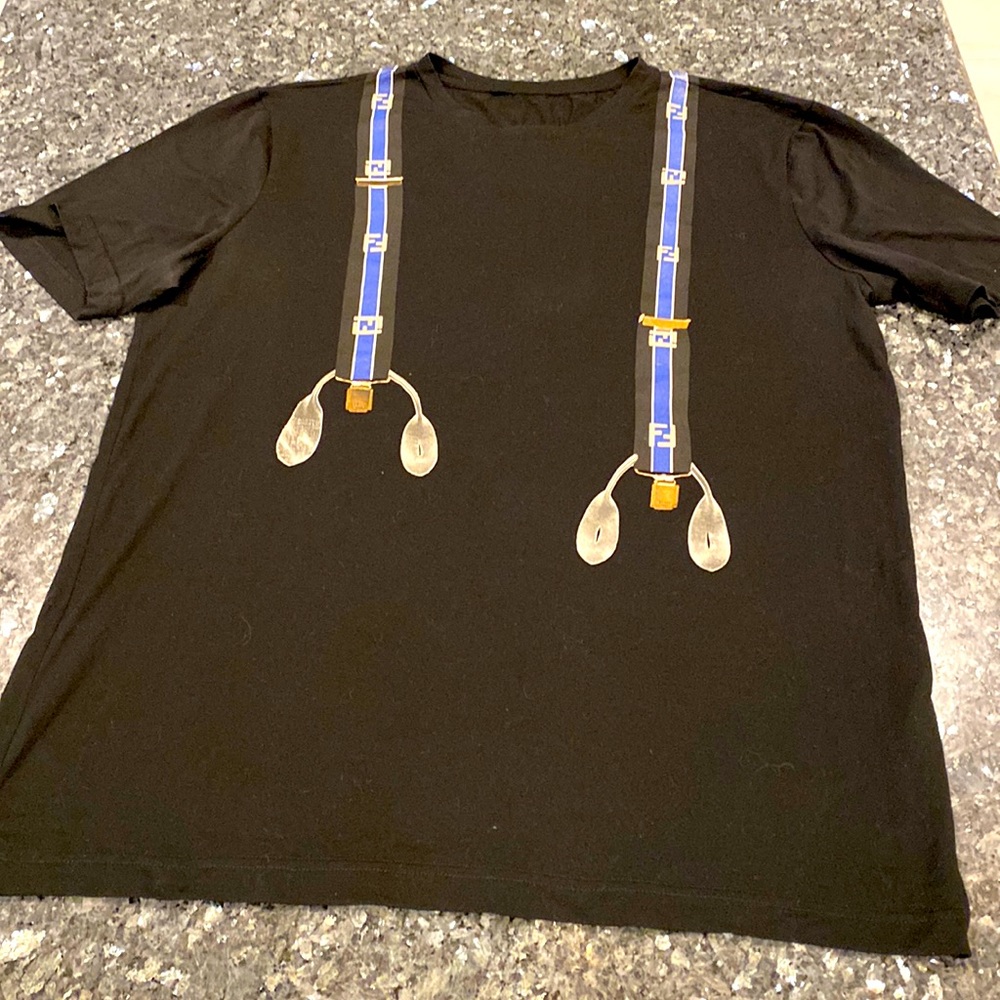 Mens Fendi t shirt XL